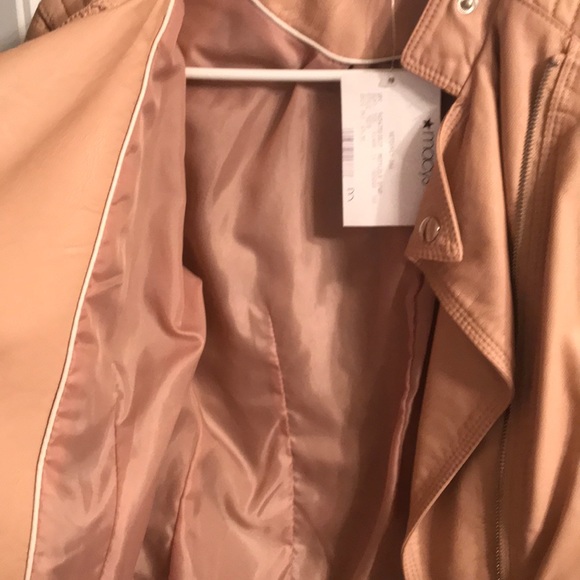 Jacket - Picture 3 of 7